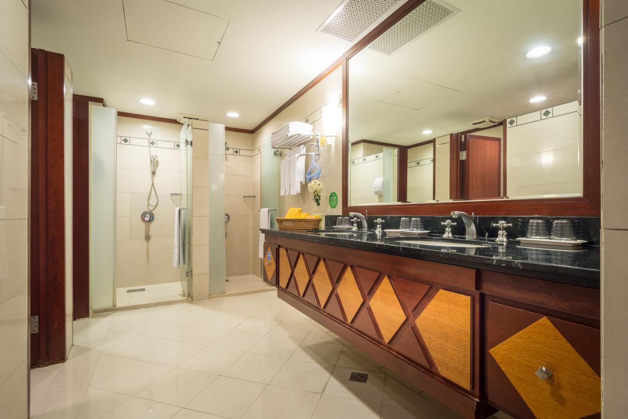 Formosan Naruwan Hotel T'ai-tung Dış mekan fotoğraf A bathroom in a hotel